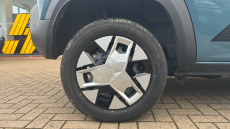 Dacia Spring 27kWh Expression 45 33kW 5dr Auto Electric Hatchback